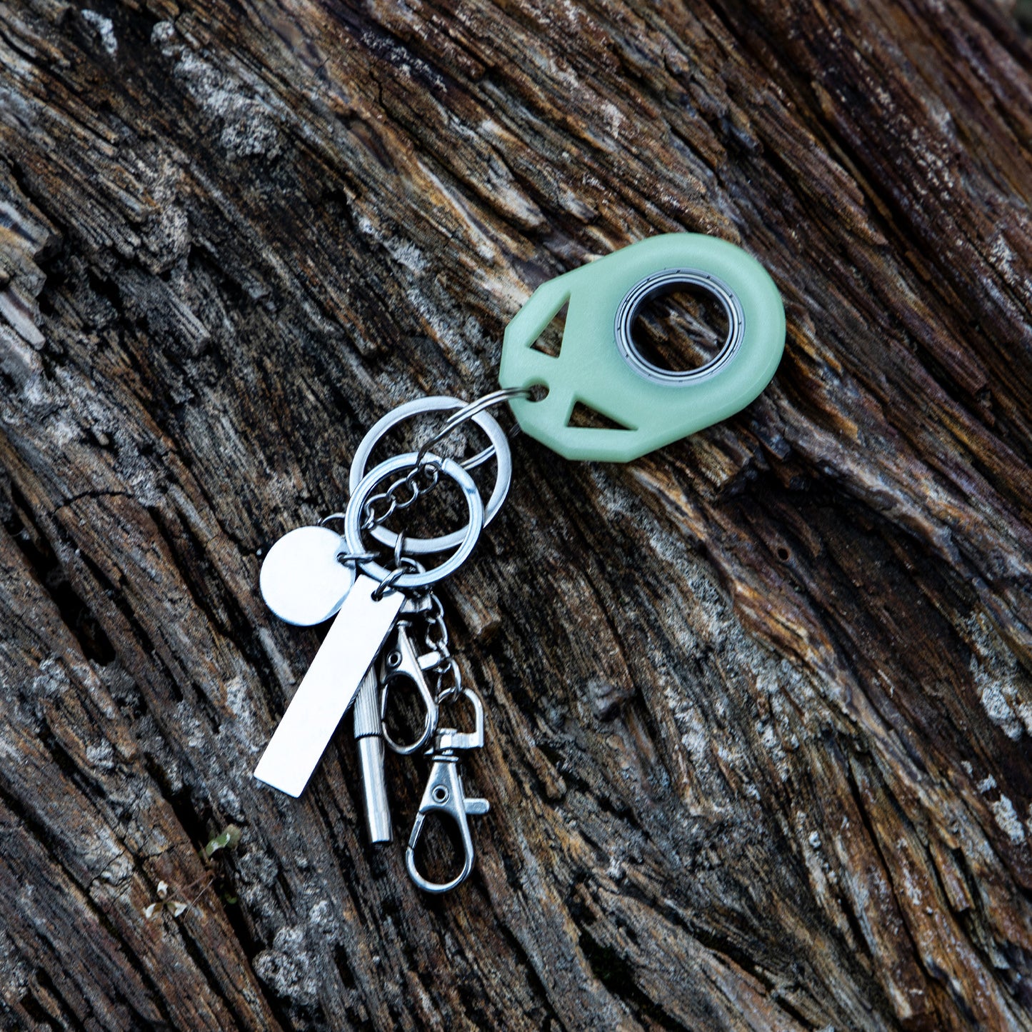 Creative Fidget Spinner Toy Keychain Hand Spinner Anti-Anxiety Toy Relieves Stress Finger Spinner Keychain Bottle Opener Kids Toy